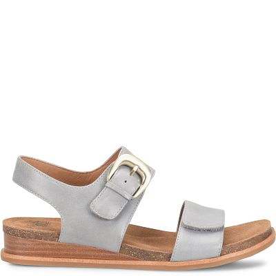 Peggie shown in Chambray (Blue)