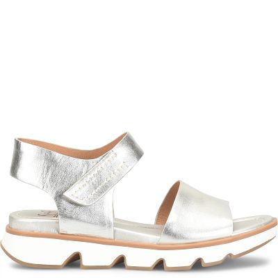 Morgan shown in Light Platino (Metallic)