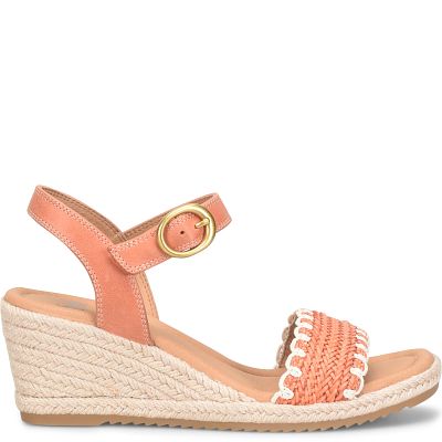 Inez shown in Papaya (Orange)